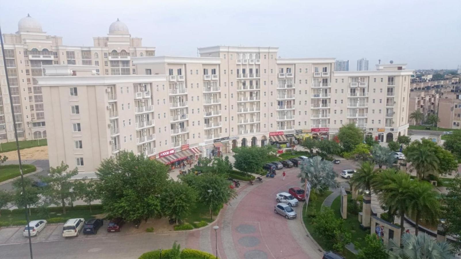 Lord Krishna Place Vrindāvan Esterno foto
